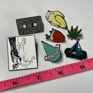 Pin Lot #13